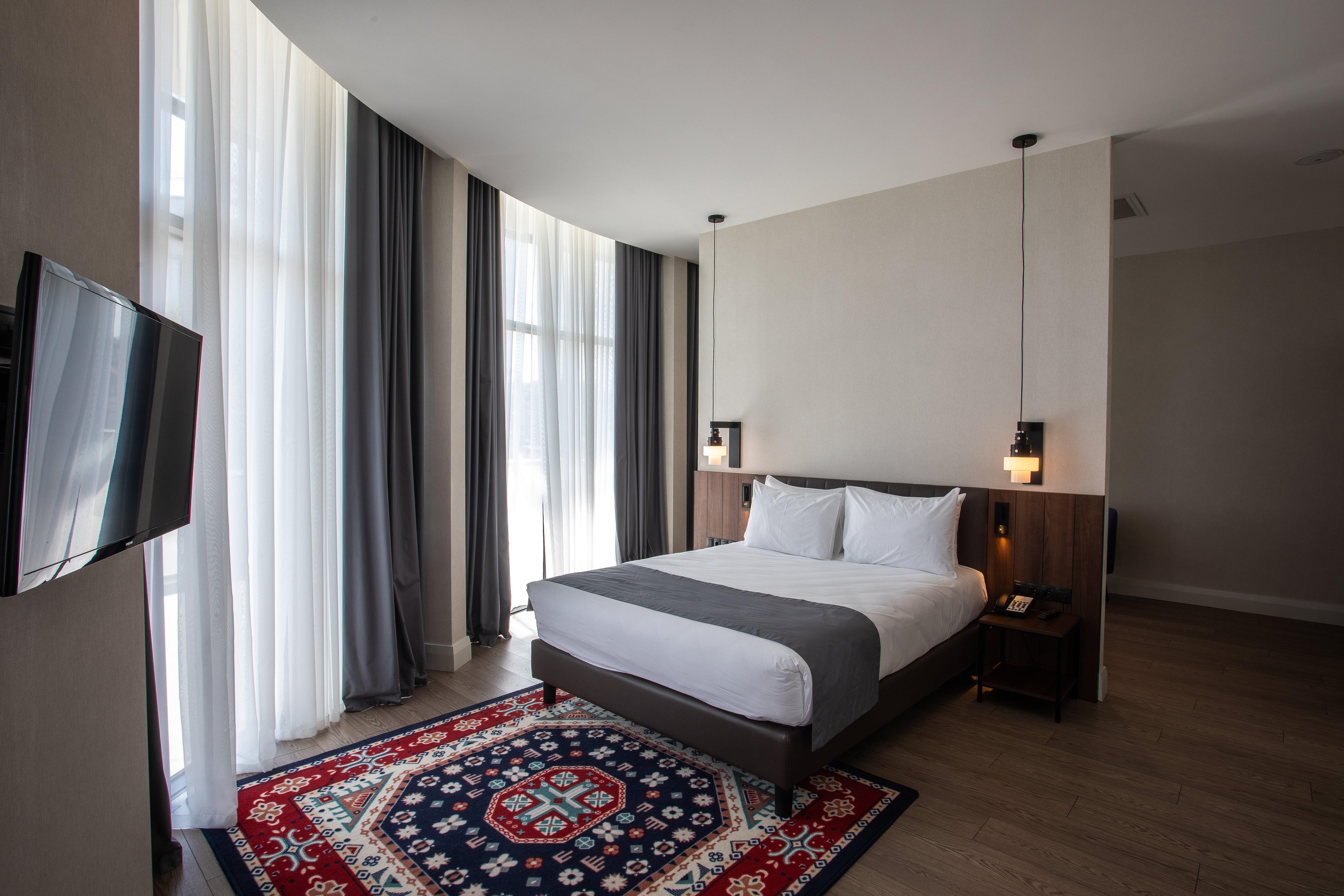 Holiday Inn Telavi By Ihg Dış mekan fotoğraf